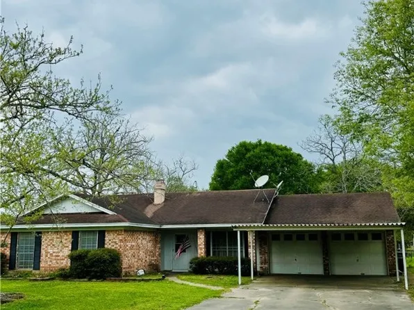 208 Timothy St, Inez, TX 77968