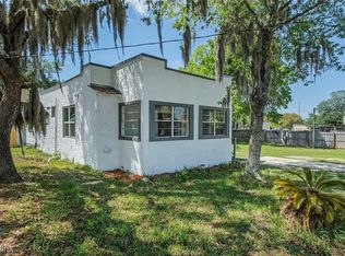 114 W Saint Louis Ave, Eustis, FL 32726