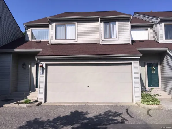 678 Highgate Mews #1, Rochester Hills, MI 48307
