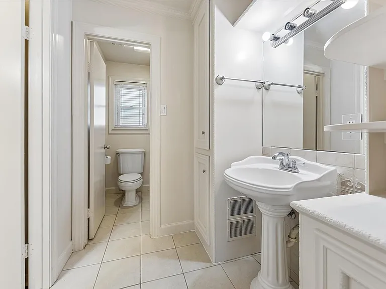 3232 Parkwood Dr — Photo 16