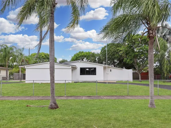 9781 SW 159th St, Miami, FL 33157