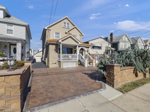 747 Murray St, Elizabeth City, NJ 07202