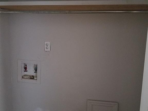 5th image of 4500 Bonnell Dr NW APT A