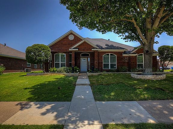2nd image of 3406 Orchid Ln