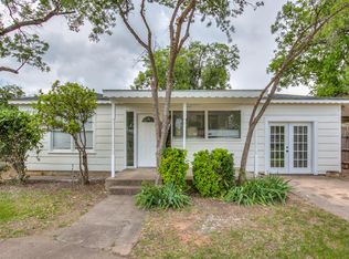 1921 W Avenue J, San Angelo, TX 76901