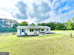 8128 Flippo Dr, Fredericksburg, VA 22408