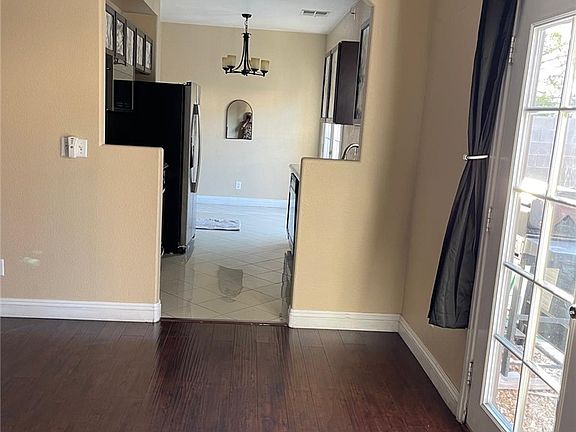 3rd image of 1476 Reef Ridge Ct