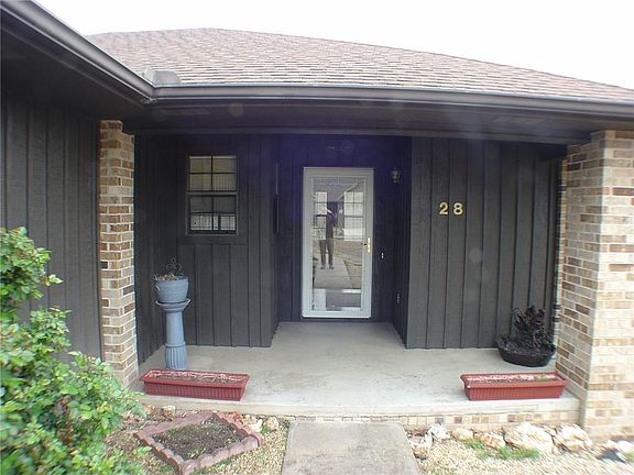 4th image of 28 Kirkcaldy Dr