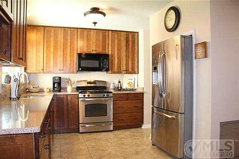4th image of 1311 Lehigh Dr #2