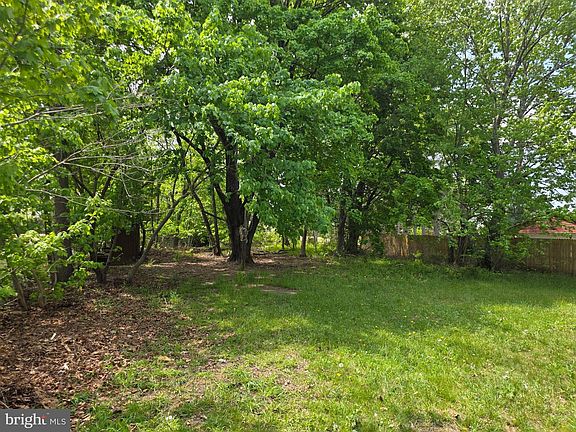 3rd image of 1684 Monroeville Rd