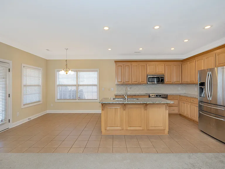 29863 Thunderpaw Dr — Photo 24