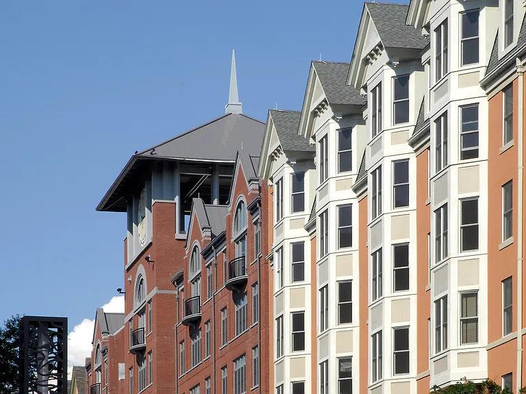 Palladian Apartments — Photo 2