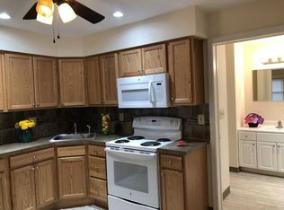 1040 Community Rd, Schenectady, NY 12303