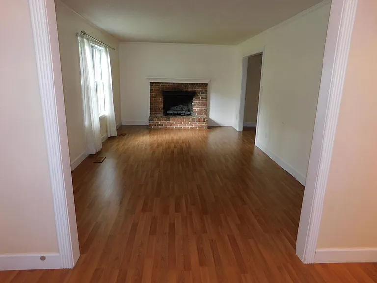 2209 Mourning Dove Ln — Photo 2