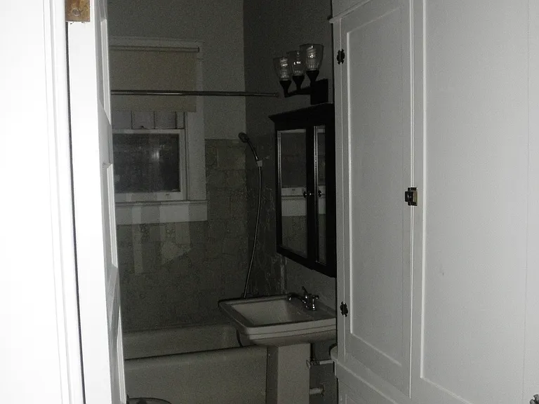 1237 Perkins Rd #4 — Photo 10
