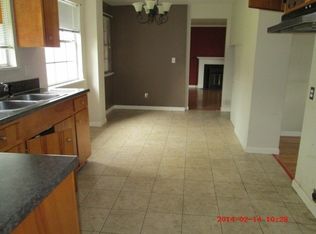 28423 26th Ave S, Federal Way, WA