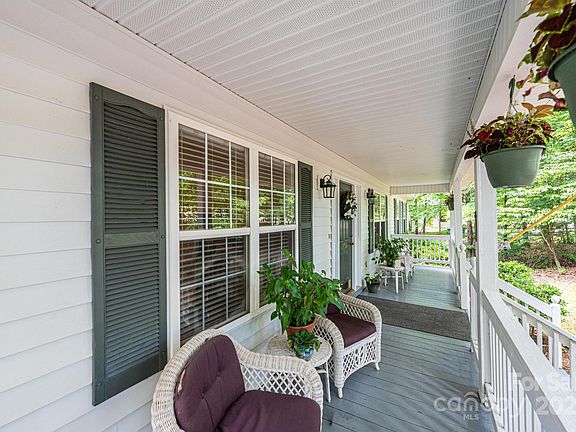 5th image of 1792 Cordia Cir