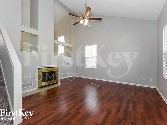 4th image of 609 Rosehill Dr