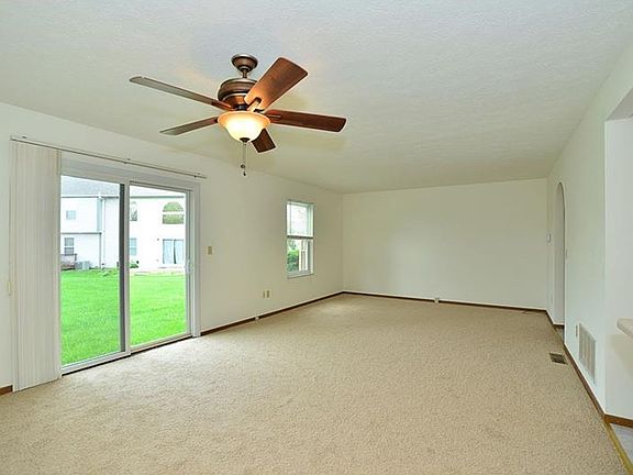 2nd image of 517 Sunrise Dr
