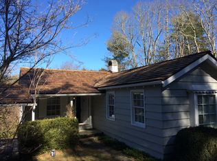 60 Oak St, HIGHLANDS, NC 28741