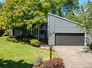 7925 SW Sorrento Rd, Beaverton, OR 97008