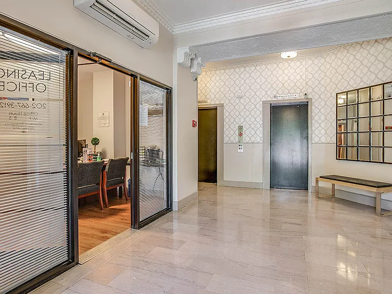 Lobby and leasing office