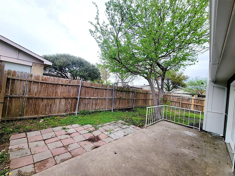 4637 Gleneagle St — Photo 24