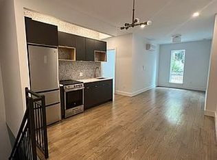 555 Gates Ave APT 1B, Brooklyn, NY 11221