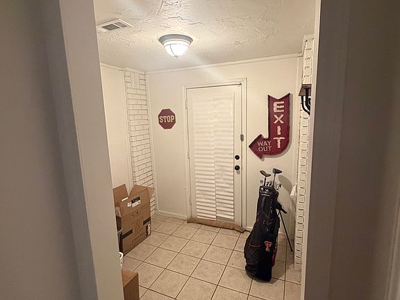 5th image of 9709 Abbeville Ave