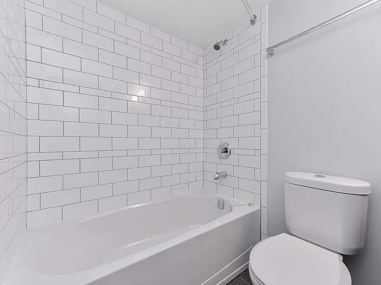 415 Michigan St #405 — Photo 19
