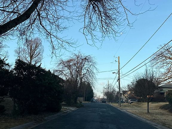 4th image of 6403 Kirby Rd