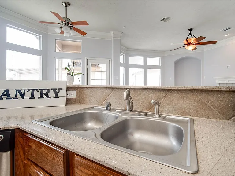 9323 Hillhaven Ct — Photo 16