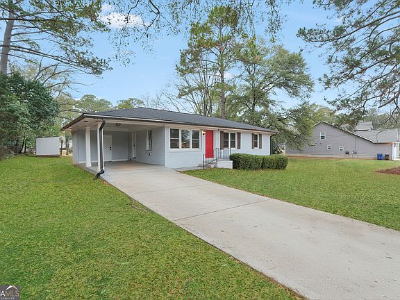 2nd image of 161 Carver Rd