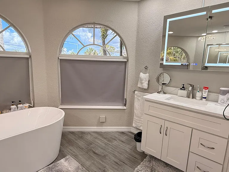 4238 Surfside Ct — Photo 42