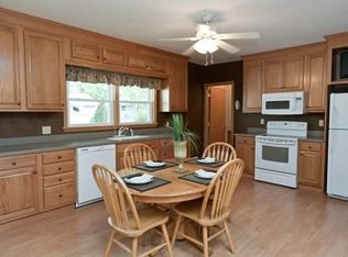 268 Peace Ave NW, Cedar Rapids, IA 52405