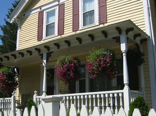 1575 Mendon Rd, Cumberland, RI 02864