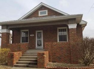 719 Springfield Rd, Gillespie, IL 62033