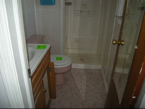 5th image of 3450 Bergen Ave