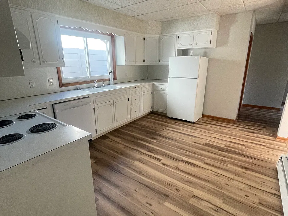 61 Maffett St #1