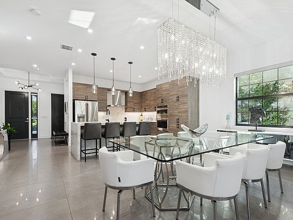 5th image of 3088 Gin Berry Way