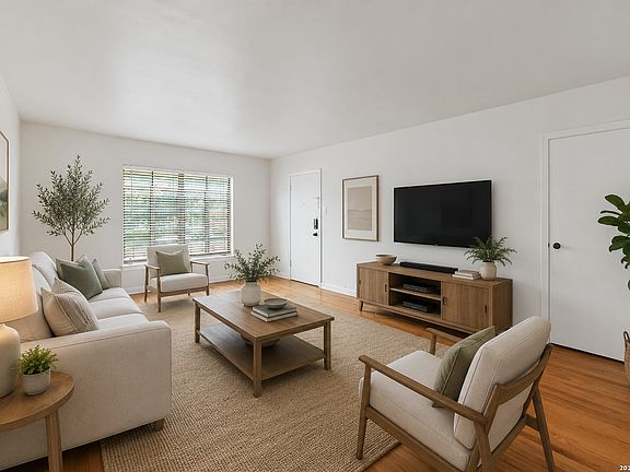 2nd image of 417 W Gramercy Place