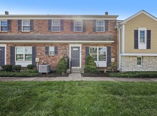 42 Applewood Dr, Fairfield, OH 45014