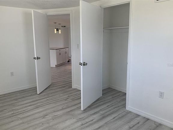 5th image of 3219 Elkridge Dr