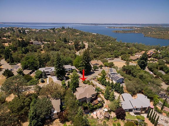 3rd image of 1555 Zapata Dr
