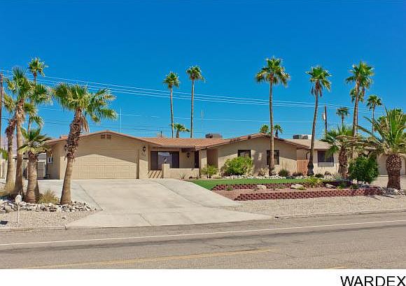 1st image of 960 Acoma Blvd S