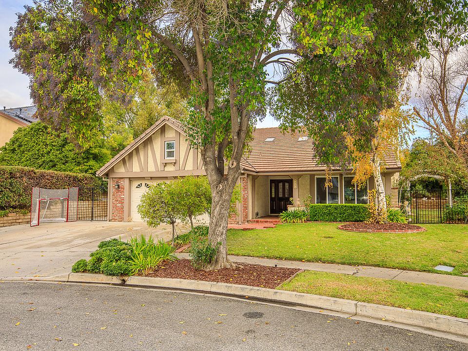 1st image of 6001 N Aspenwood Pl