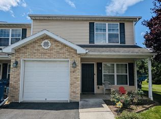 17 Parker Spring Ave, Carlisle, PA 17013