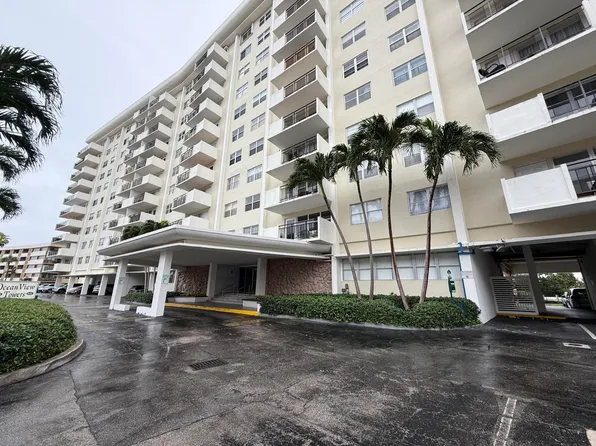 401 Golden Isles Dr APT 913, Hallandale, FL 33009