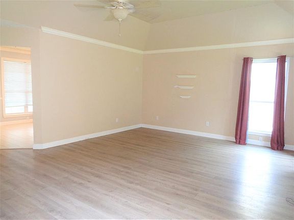 3rd image of 20930 Carmel Valley Dr