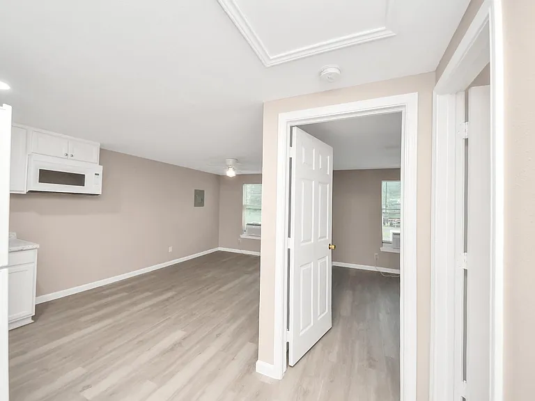17111 River Rd #B — Photo 10